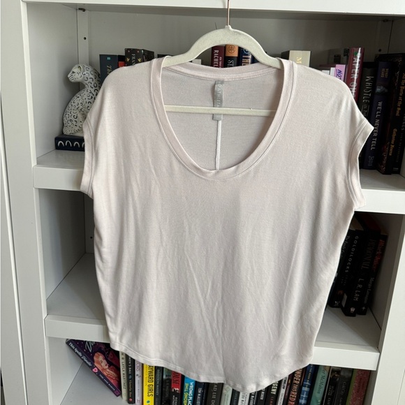 Athleta Tops - Athleta light pink lightweight oversized active work out yoga top shirt tee